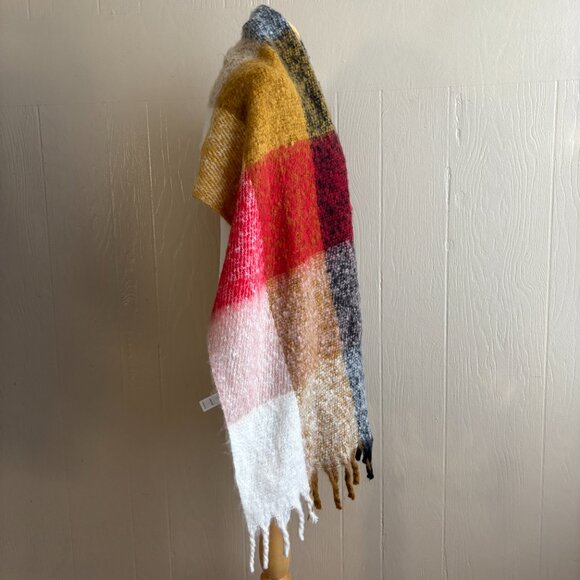 Lucky Brand Fuzzy Plaid Oversized Fringe Trim Scarf - Picture 6 of 9